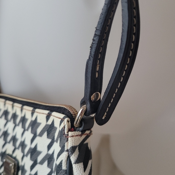 Dooney & Burke Vintage Crossbody - Picture 9 of 16